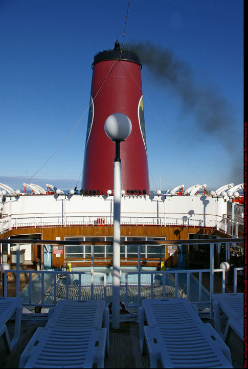 Architektur des Schiffes 040.jpg