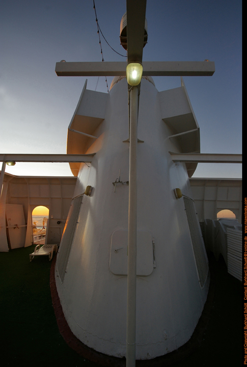 Architektur des Schiffes 041.jpg