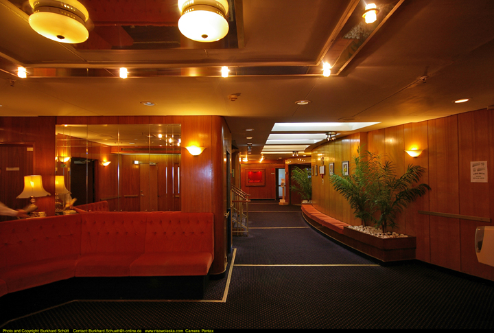 011 Eingang zum Coral Restaurant.jpg