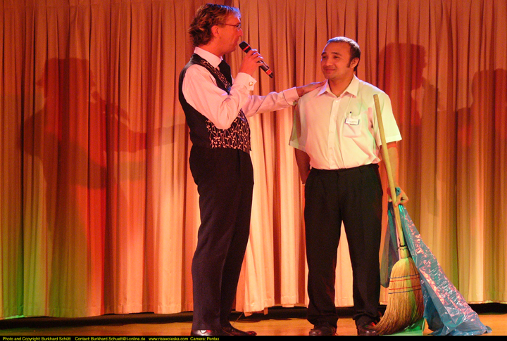 Entertainment 003.jpg