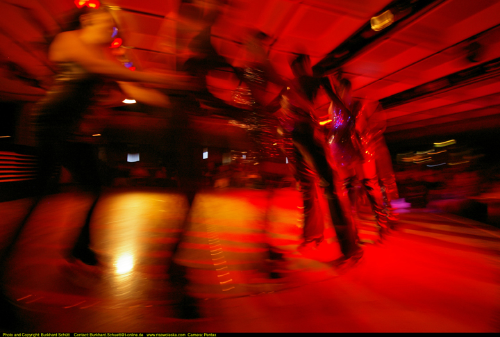 Entertainment 011.jpg