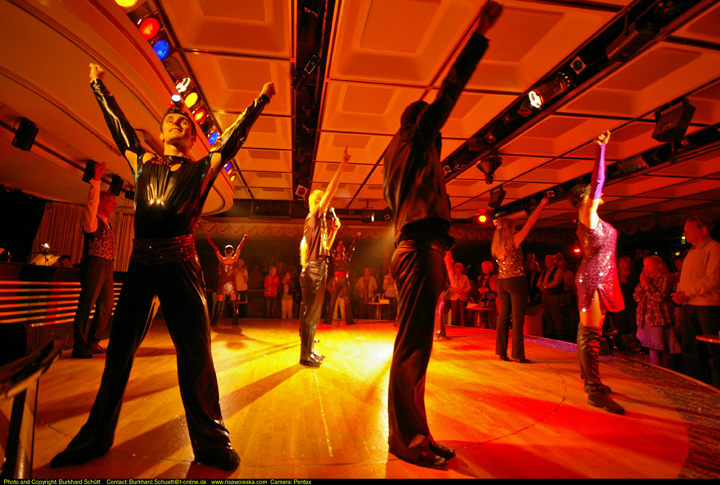 Entertainment 012.jpg