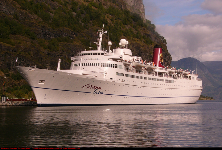 Port of Call 005.jpg