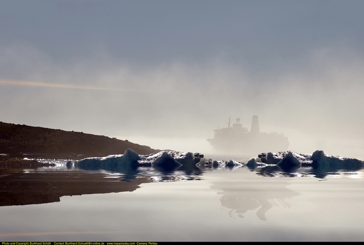 Port of Call 012.jpg