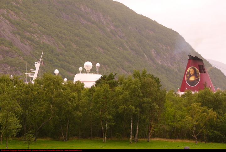 Port of Call 030.jpg