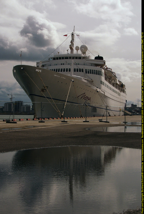 Port of Call 055.jpg